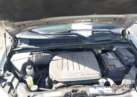 2012 Chrysler Town & Country Touring z USA, uszkodzony, nr VIN 2C4RC1BG1CR374965